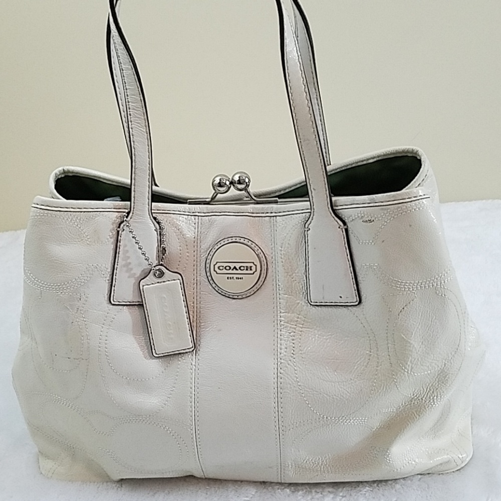 Coach Signature Stitch Frame Carryall Purse F15658
